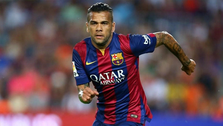 Dani Alves rumoured for new Barcelona deal