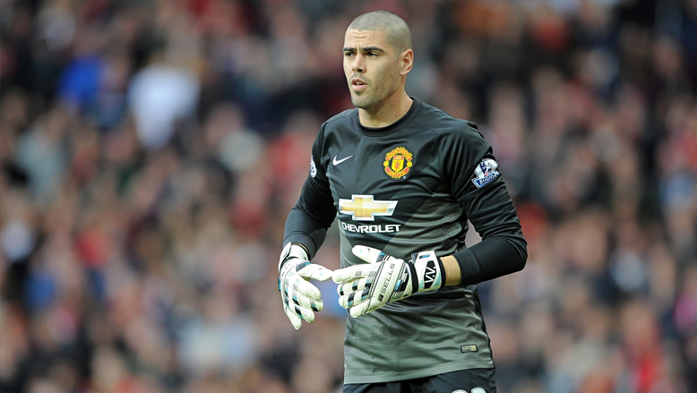 Van der Sar: Victor Valdes is the solution