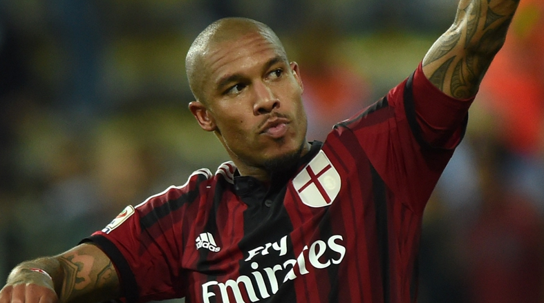 United hopeful of Nigel de Jong capture