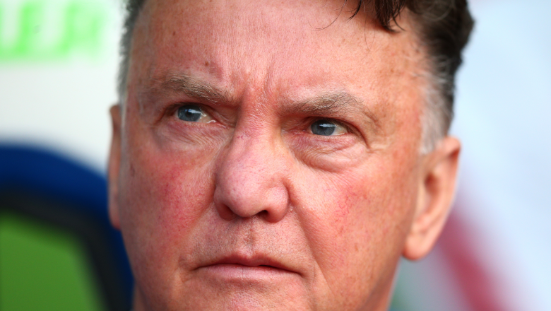 Transfer blow for United