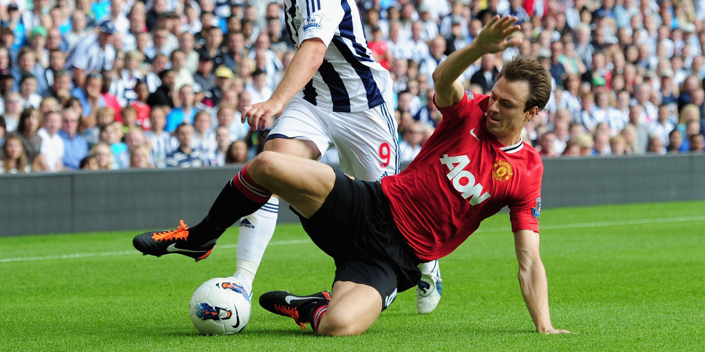 Evans to leave United