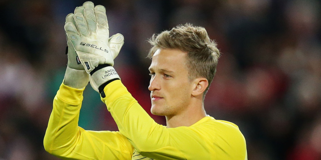 Lindegaard joins Evans at West Bromwich Albion