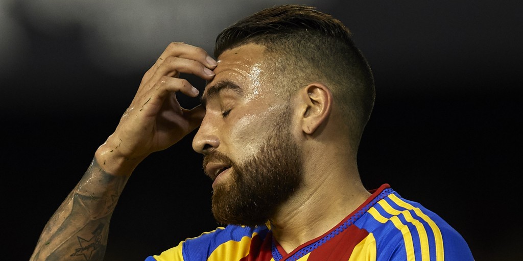 United not interested in Nicolas Otamendi