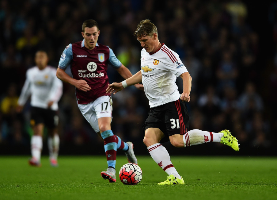 Aston Villa v Manchester United - Premier League