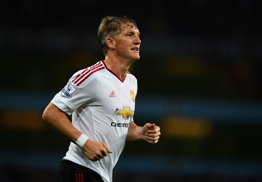 Aston Villa v Manchester United - Premier League