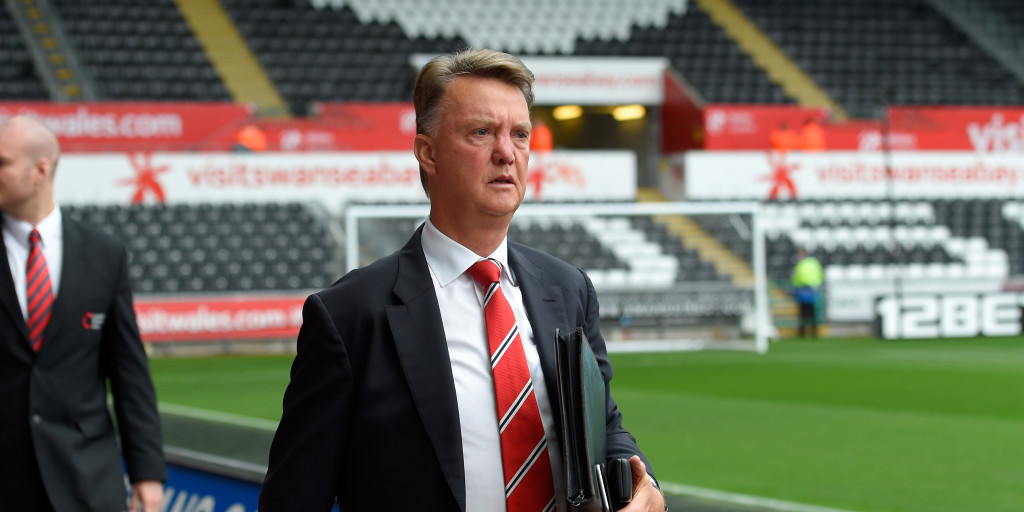 Louis Van Gaal confronted by senior players