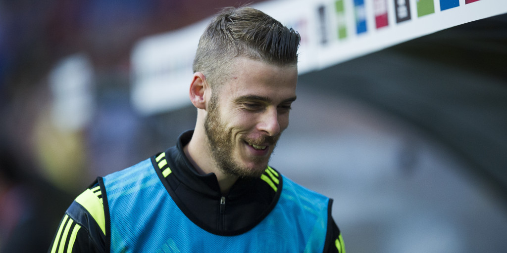 David de Gea extends United stay
