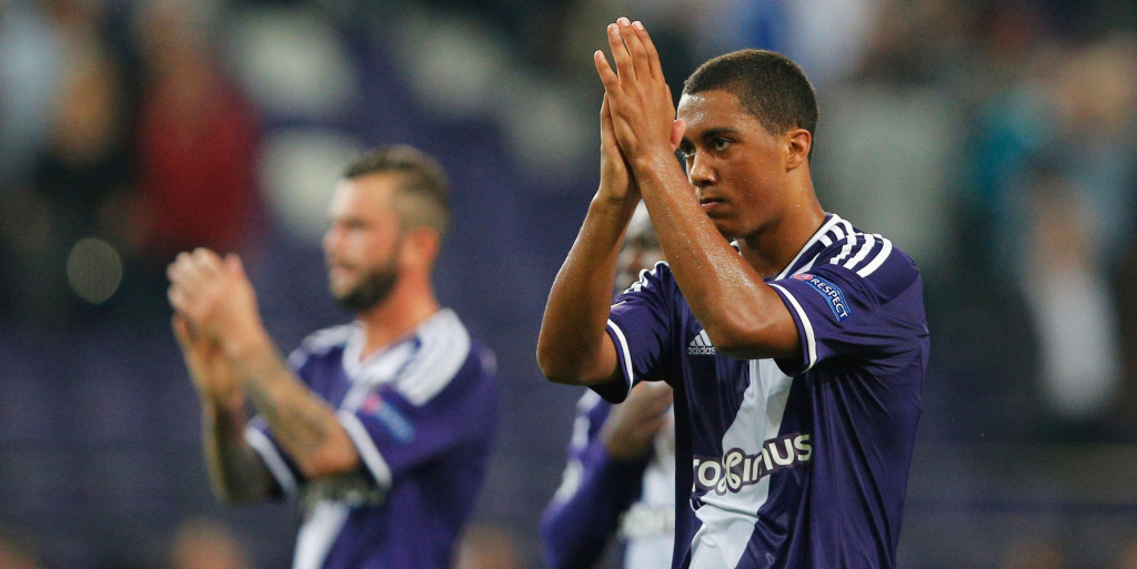 United target urged to stay at Anderlecht