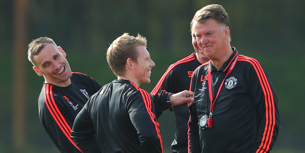 van Gaal: “United must act like champions”