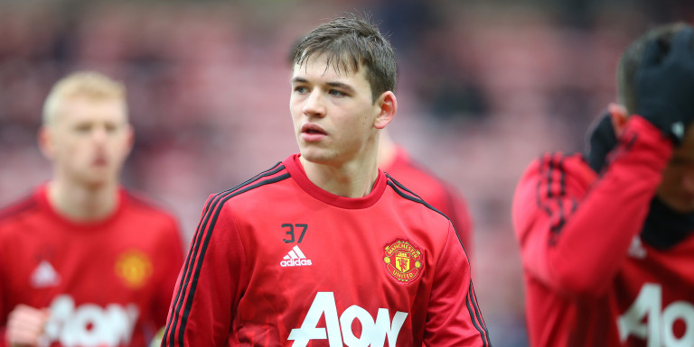 Love praised after United debut
