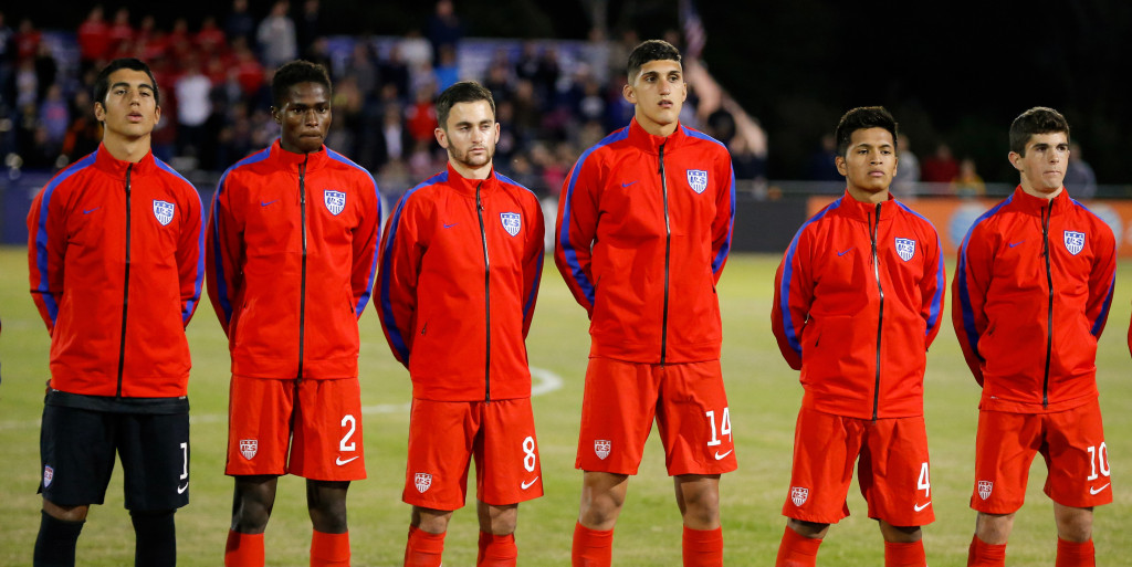 United sign talented American centre-back