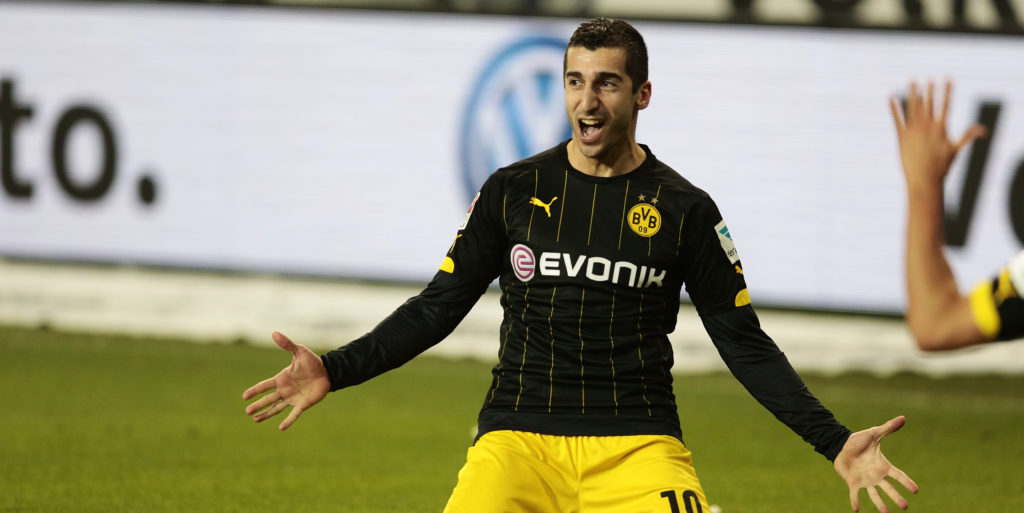 United closing in Dortmund midfielder