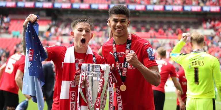Barnsley keen to resign United striker on loan