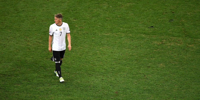 Bastian Schweinsteiger retires from international duty