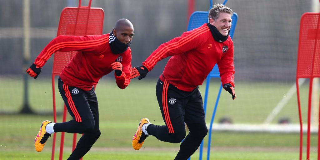 Schweinsteiger issues statement on future