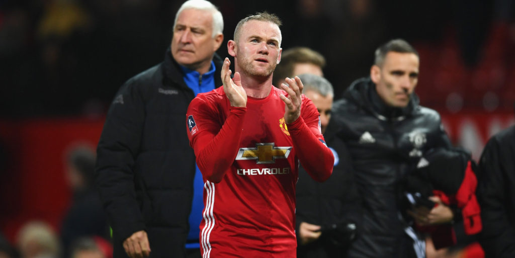 Rooney to stay at Manchester United this season