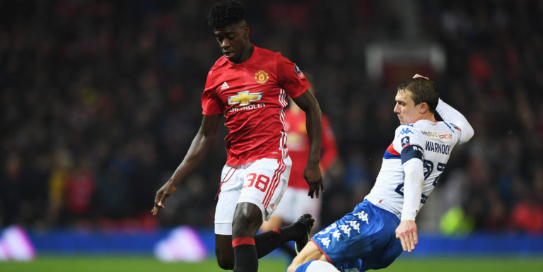 Tuanzebe signs long-term contract with United