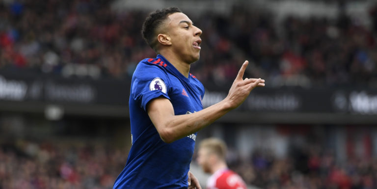 Lingard signs new four-year deal