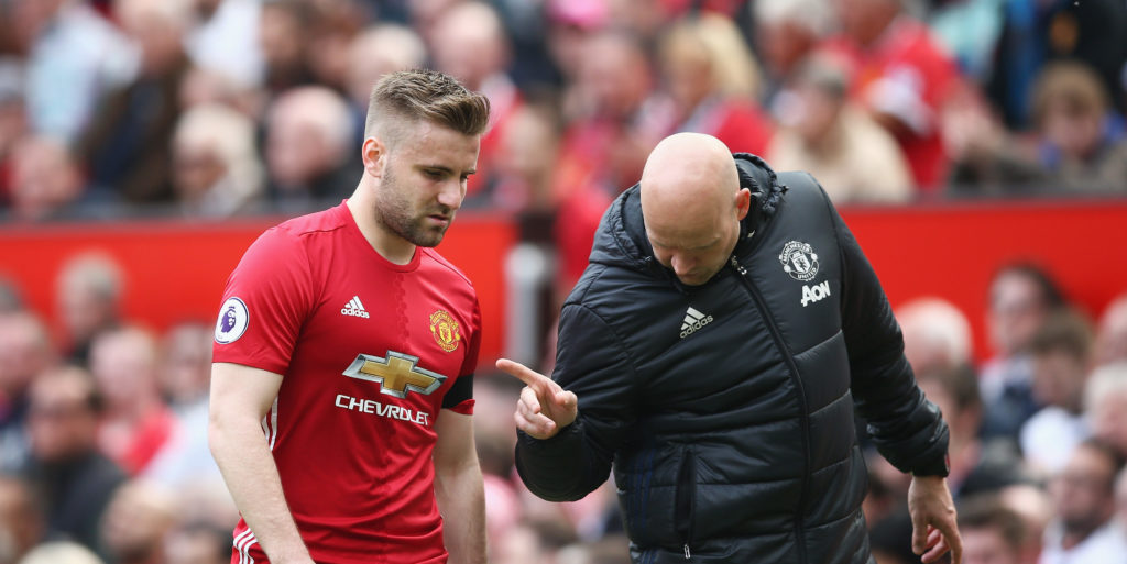 Shaw suffers suspected ligament damage