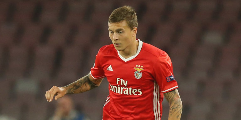 United finalise Lindelof signing