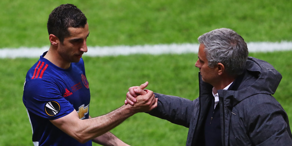 Five Bundesliga players who would improve United’s XI