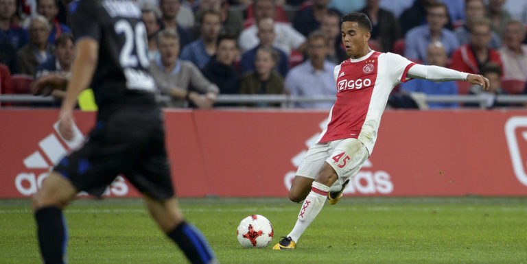 United line up summer move for Kluivert