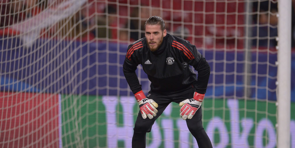De Gea set to sign new United contract