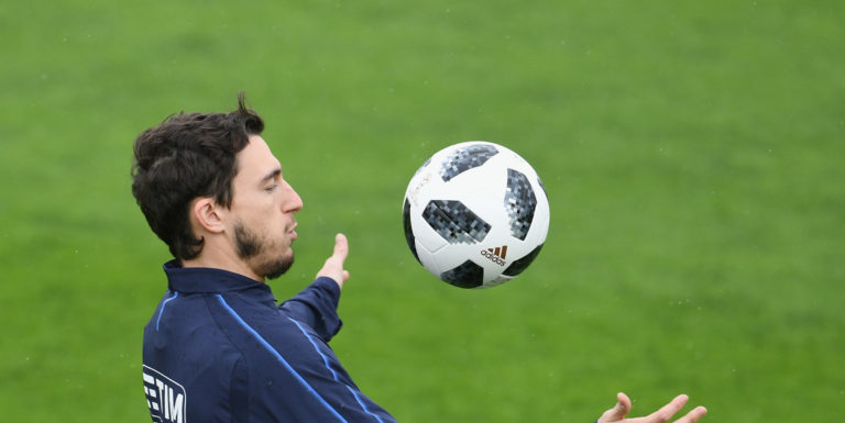 United set to let Darmian leave for Arsenal