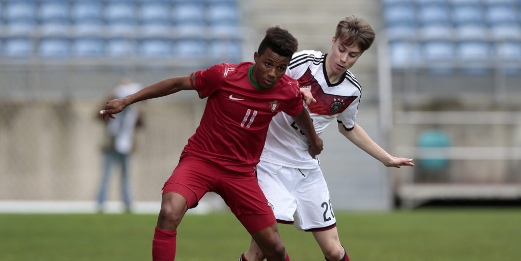 Manchester United linked with Gedson Fernandes