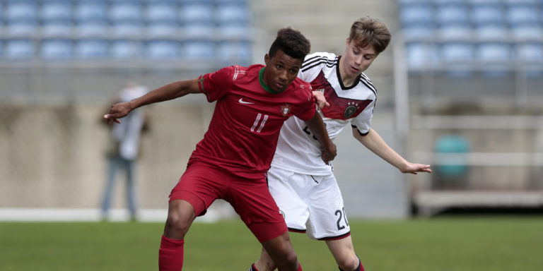 Manchester United linked with Gedson Fernandes