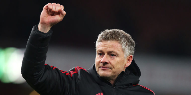 Solskjaer says United are “looking to win trophies”