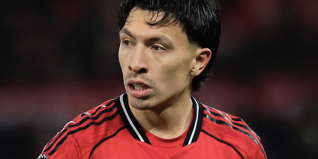Lisandro Martinez, Manchester United