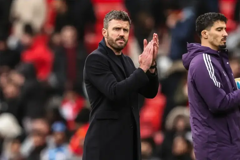 Manchester United lead Chelsea in race for defensive ‘gem’