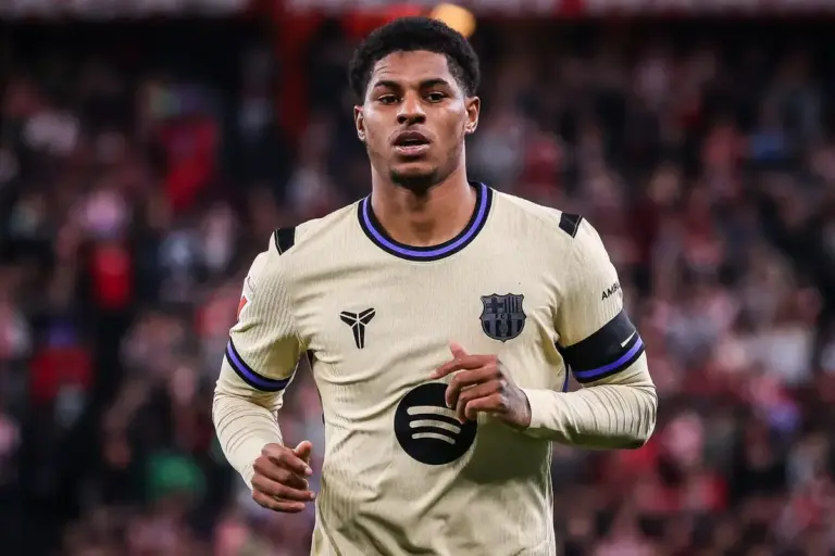 Manchester United eye ‘superb’ PSG star and four wingers as Rashford replacement