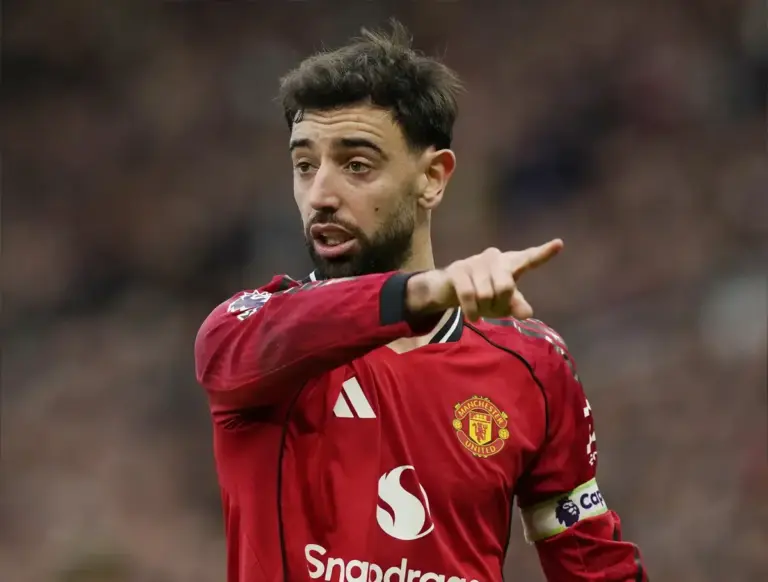 Manchester United: Was Wayne Rooney right snubbing Bruno Fernandes from all-time XI?