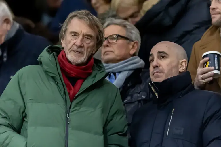 Manchester United must snub ex-Premier League boss who is ‘keen’ on job
