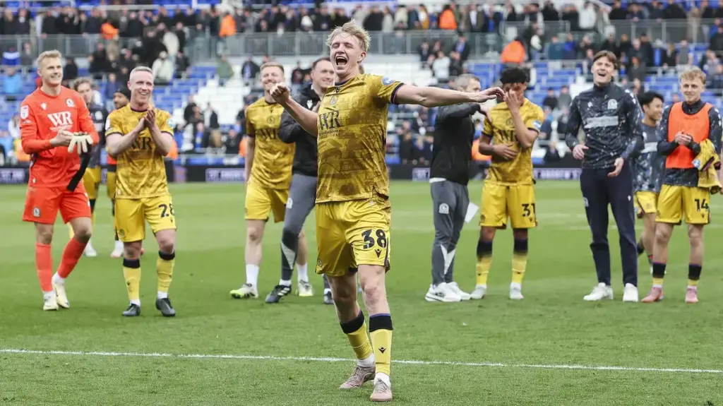 Manchester United Set Sights on Championship Starlet