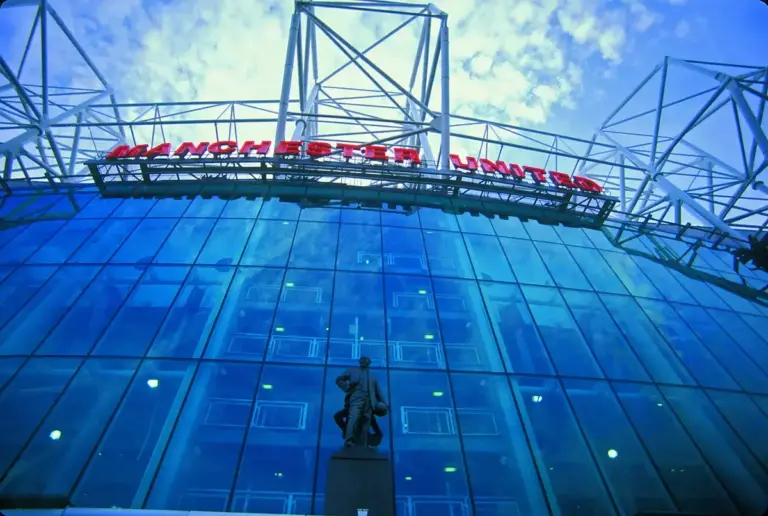 Manchester United Betting With Crypto – Bitcoin, USDT and the New Matchday Ritual