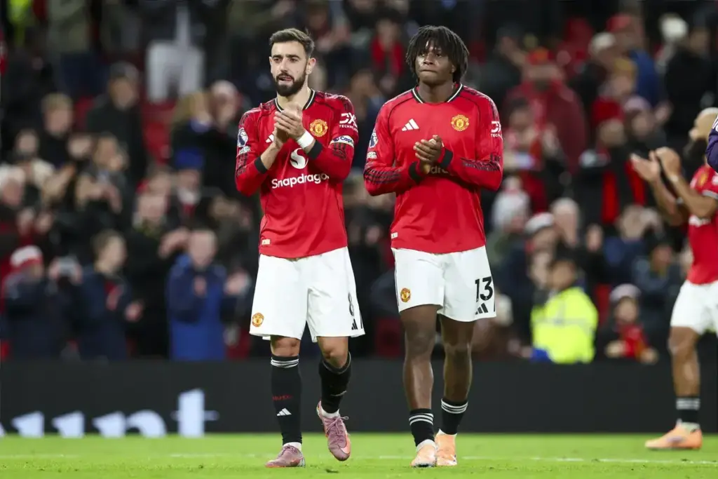 Manchester United News Today: Fernandes on Staying, Dorgu Return, Brentford