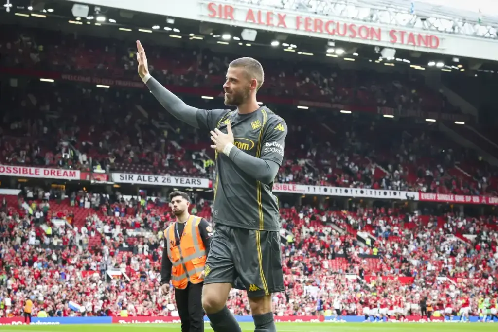 Manchester United Hero De Gea Could Join Premier League Rivals