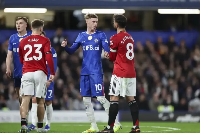 Chelsea 0-1 Man United: Bruno Fernandes is everything Cole Palmer wishes he could be