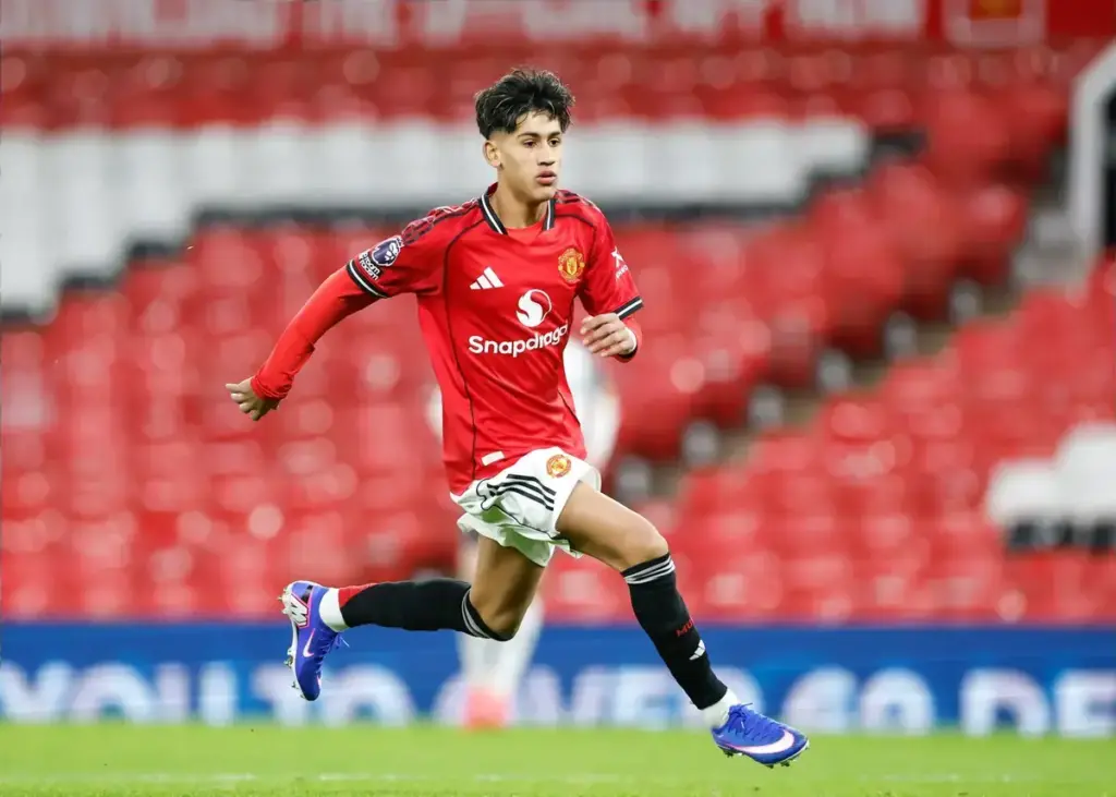 BREAKING: Manchester United wonderkid JJ Gabriel asks to leave Old Trafford