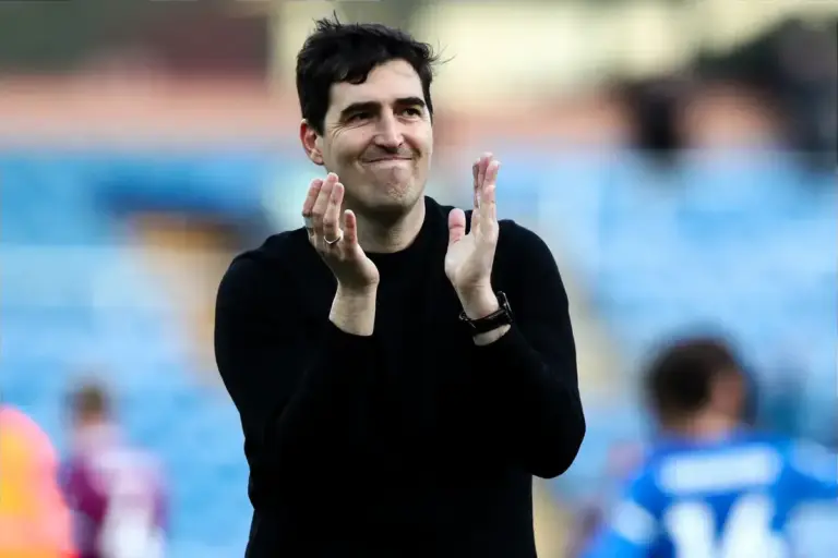 Manchester United Must Avoid Andoni Iraola Appointment