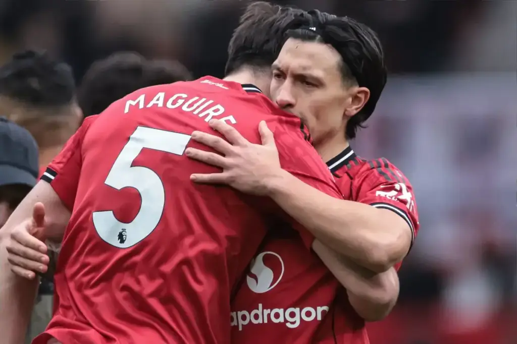 Manchester United Duo to Return for Leeds Clash