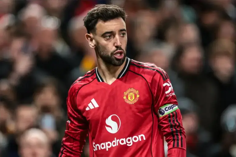 Man Utd 1-2 Leeds – Bruno Fernandes claims ‘Rules Different for everyone’ after Martinez Red Card