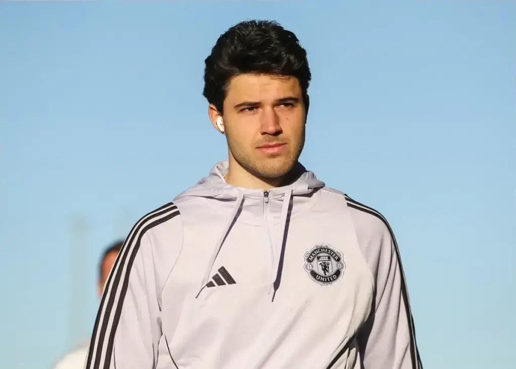 Manchester United: Senne Lammens Names Best Goalkeeper in the World