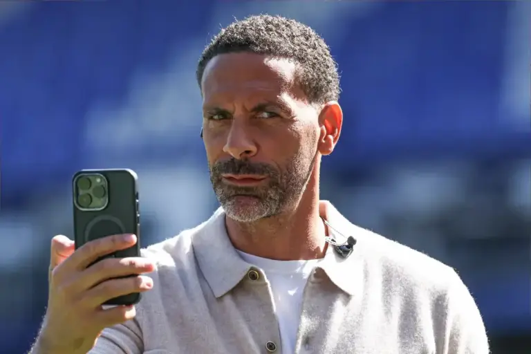 “It’s a joke” – Rio Ferdinand Slams Martinez Red Card in Man United Loss to Leeds