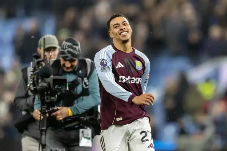 Manchester United on Alert as Morgan Rogers ‘Open to Leaving’ Aston Villa
