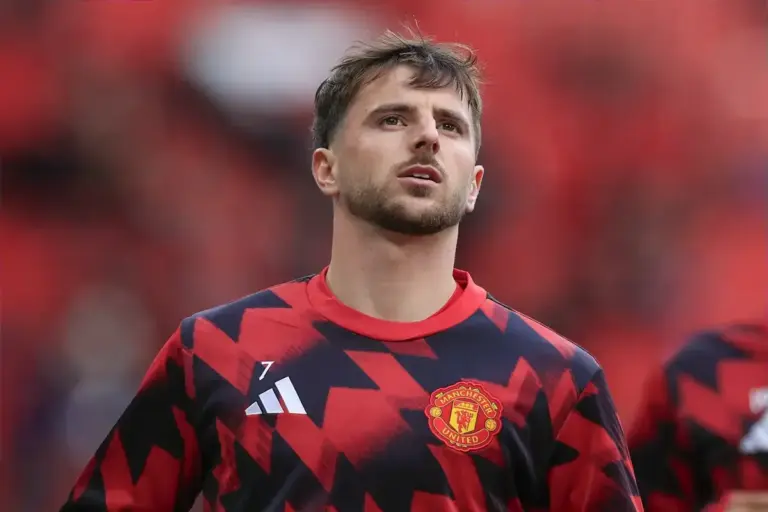 Man Utd’s Mason Mount highlights Michael Carrick’s man management