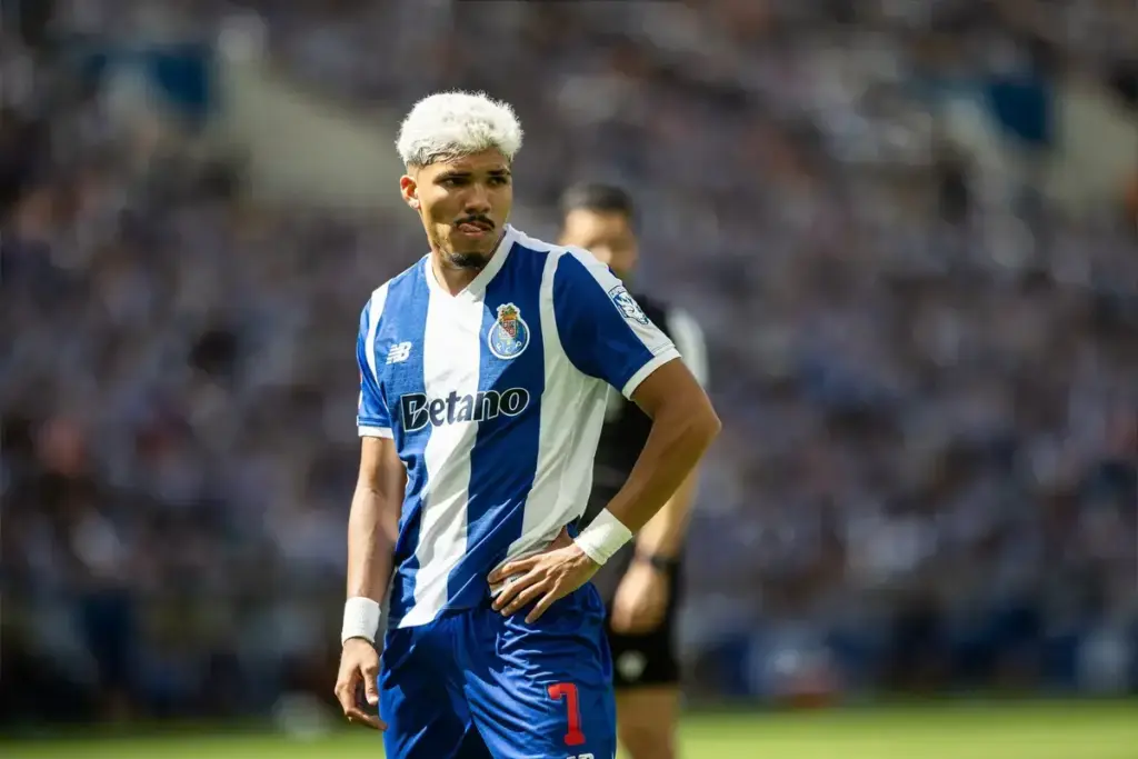 Man Utd spending £70m on ‘amazing’ winger makes absolutely no sense